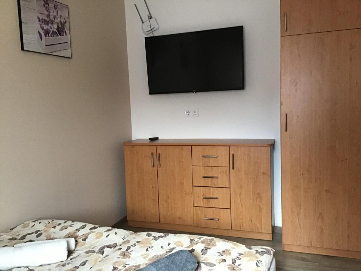 Dravecz Apartman Balatonlelle Exterior photo